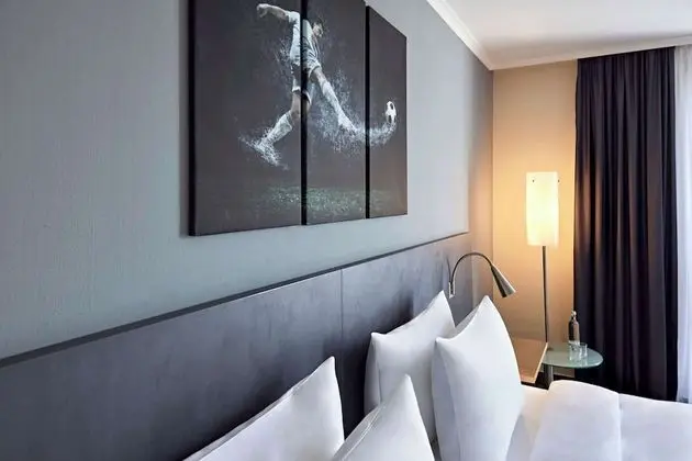 Deluxe Oda, 1 En Büyük (King) Boy Yatak