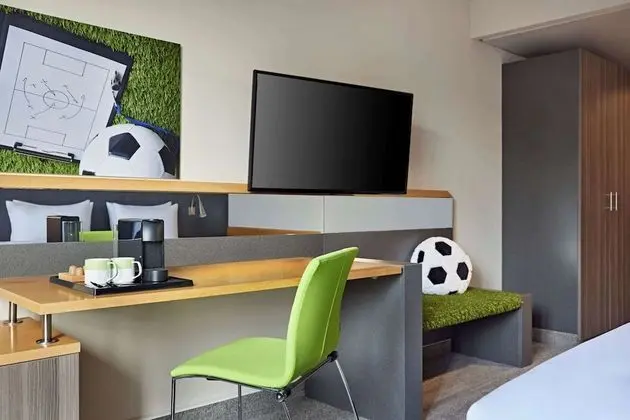 Deluxe Oda, 1 En Büyük (King) Boy Yatak