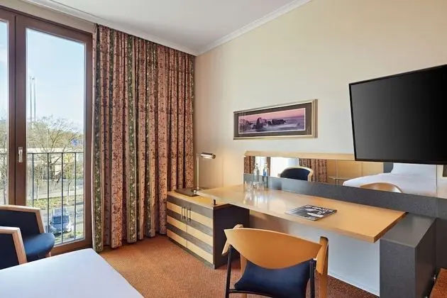 Oda, 2 Tek Kişilik Yatak