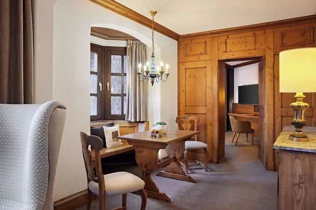 Süit, 1 Yatak Odası, Balkon, Dağ Manzaralı
