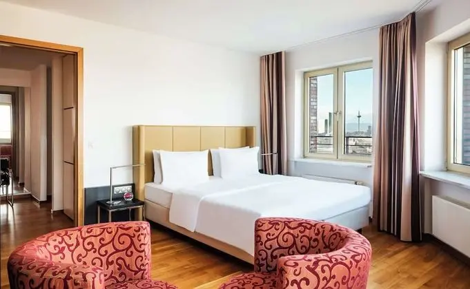 Süit, 1 Yatak Odası (Skyline View)