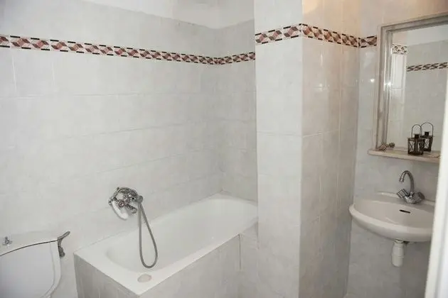 Basic Üç Kişilik Oda