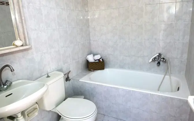 Basic Üç Kişilik Oda