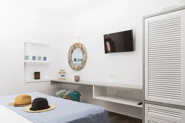 Suite with Acropolis View
