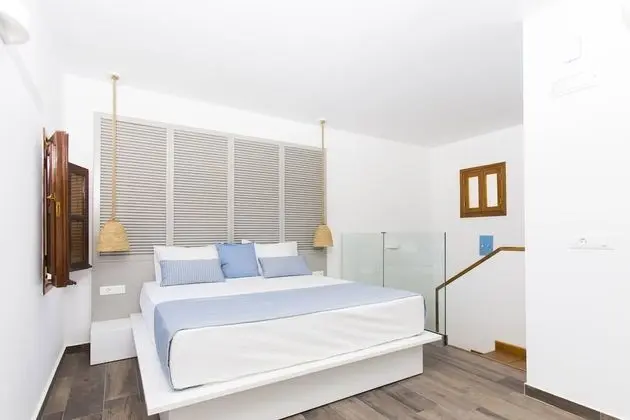 Suite with Acropolis View