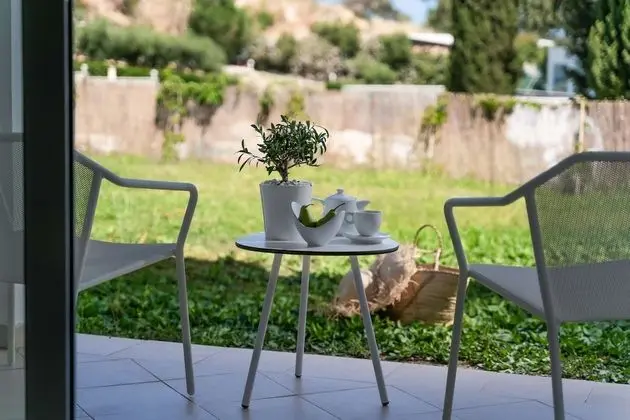 Deluxe Tek Büyük Yataklı Oda, Bahçe Manzaralı
