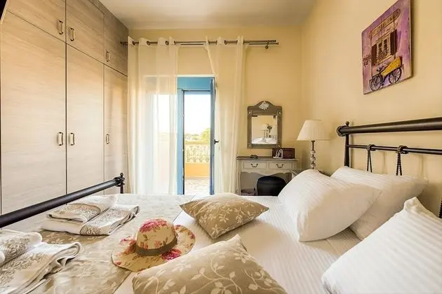 Deluxe Villa, 3 Yatak Odası, Havuz Manzaralı
