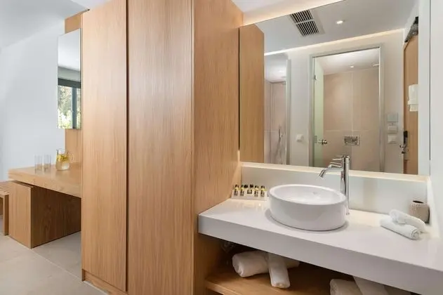 Deluxe Tek Büyük veya İki Ayrı Yataklı Oda, Deniz Manzaralı