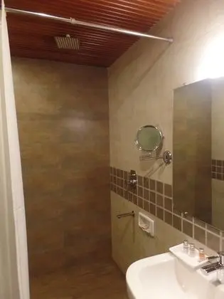 Deluxe Tek Büyük veya İki Ayrı Yataklı Oda