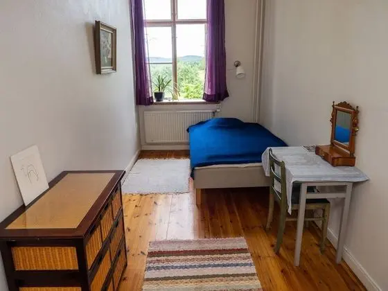 Tek Kişilik Oda (Sommarängen)