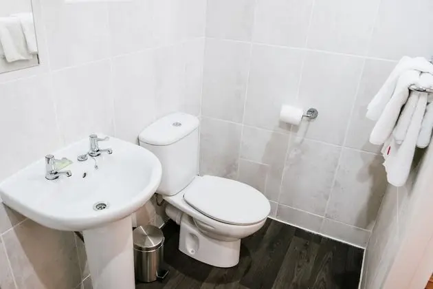 Classic Tek Büyük Yataklı Oda