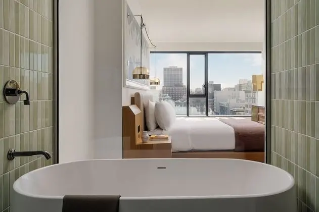 Çatı Katı Süiti (Penthouse)