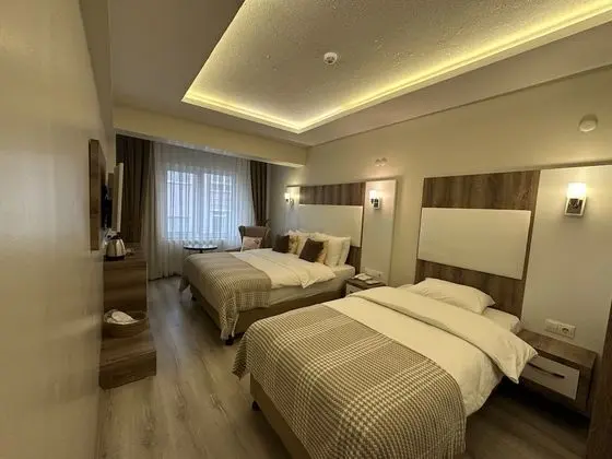 Family Üç Kişilik Oda, Birden Çok Yatak, Sigara İçilmez, Şehir Manzaralı