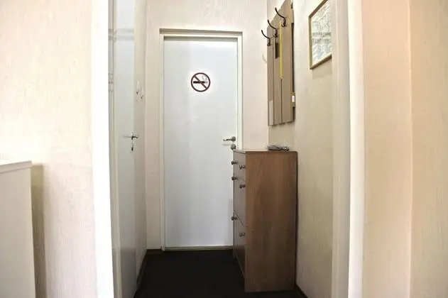 Basic Tek Büyük Yataklı Oda