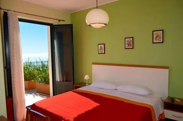 Tek Büyük Yataklı Oda, Deniz Manzaralı