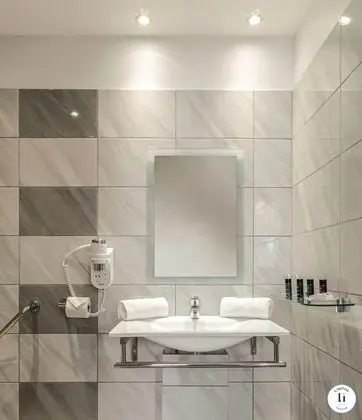 Standard Oda, 1 Çift Kişilik Yatak