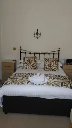 Standard Büyük Yataklı Tek Kişilik Oda