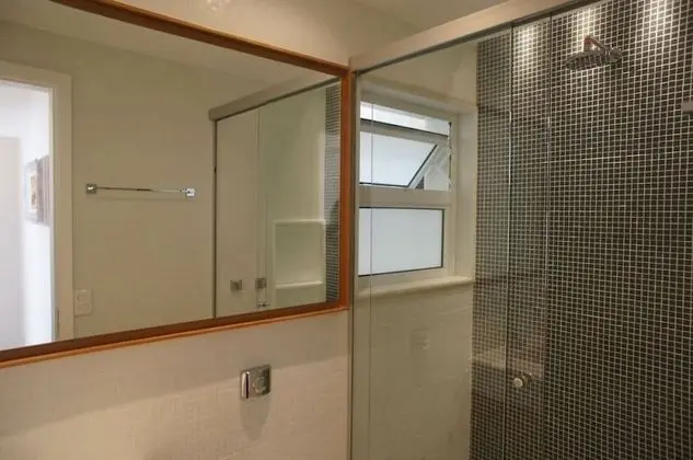 Comfort Büyük Yataklı Tek Kişilik Oda, 2 Yatak Odası, Sigara İçilebilir, Kısmi Deniz Manzarası