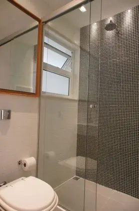 Comfort Büyük Yataklı Tek Kişilik Oda, 2 Yatak Odası, Sigara İçilebilir, Kısmi Deniz Manzarası