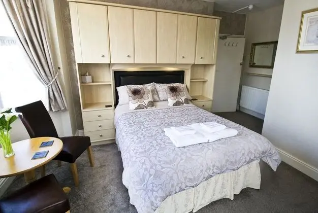Tek Büyük Yataklı Oda (Room 2)