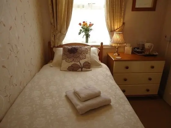 Tek Kişilik Oda, Banyolu/Duşlu (Room 9)
