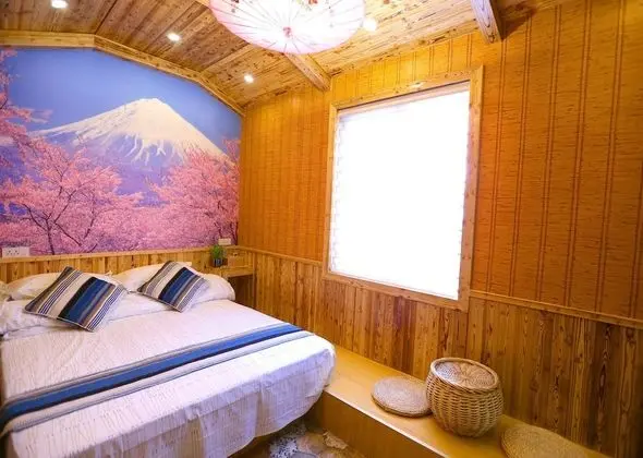 Comfort Tek Büyük Yataklı Oda