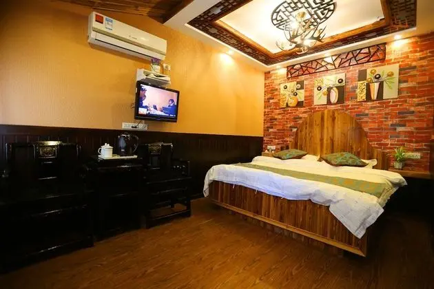 Exclusive Tek Büyük Yataklı Oda