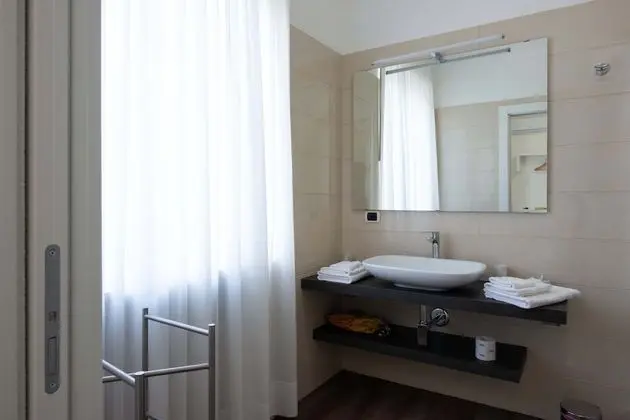 Deluxe Tek Büyük Yataklı Oda, 1 Büyük (Queen) Boy Yatak, Sigara İçilmez, Balkon