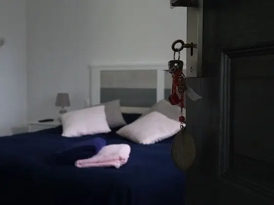 Tek Büyük Yataklı Oda, Banyolu/Duşlu, Havuz Manzaralı (Oleron)