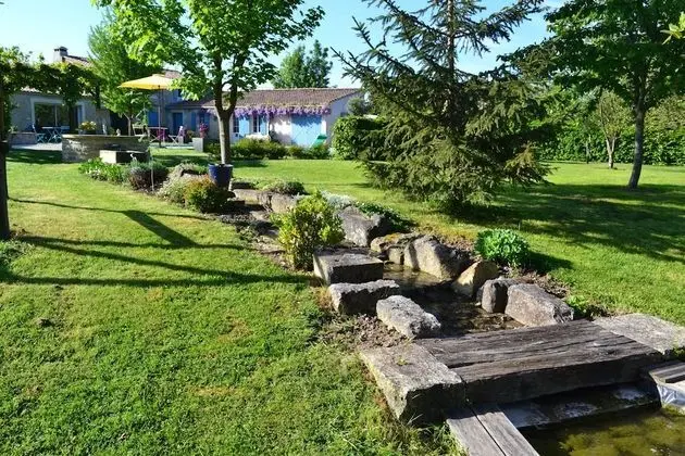 Tek Büyük Yataklı Oda, Banyolu/Duşlu, Havuz Manzaralı (Oleron)