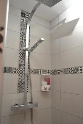 Tek Büyük Yataklı Oda, Banyolu/Duşlu, Nehir Manzaralı (Ile De Re)