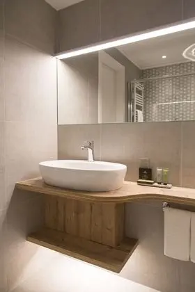 Superior Tek Büyük veya İki Ayrı Yataklı Oda