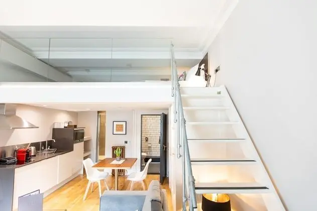 North Bridge Lofts, small studio