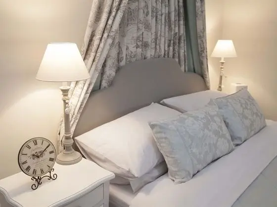 Luxury Apart Daire, Banyolu/Duşlu, Bahçe Manzaralı
