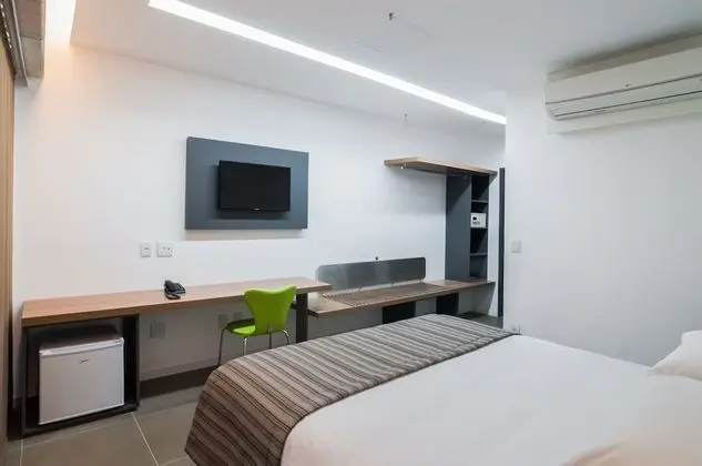 Standard Tek Büyük Yataklı Oda