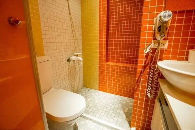 Business Tek Büyük Yataklı Oda