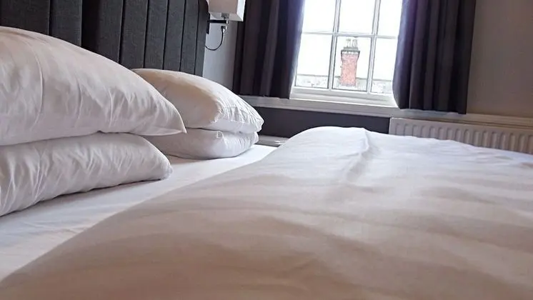 Tek Kişilik Oda, 1 Tek Kişilik Yatak