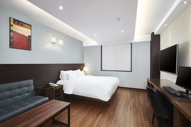 Deluxe Tek Büyük Yataklı Oda