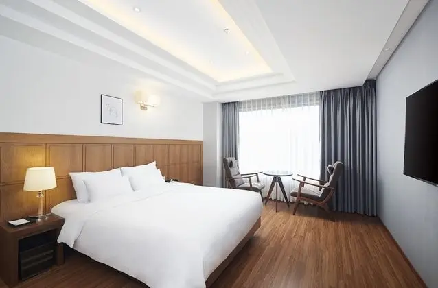 Luxury Tek Büyük Yataklı Oda