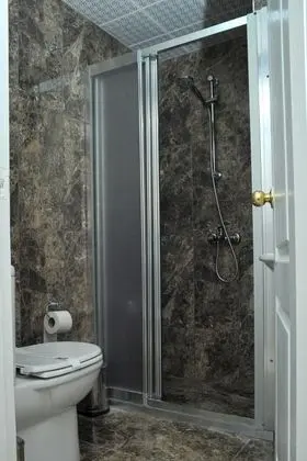 Çift Kişilik, Şehir Manzaralı