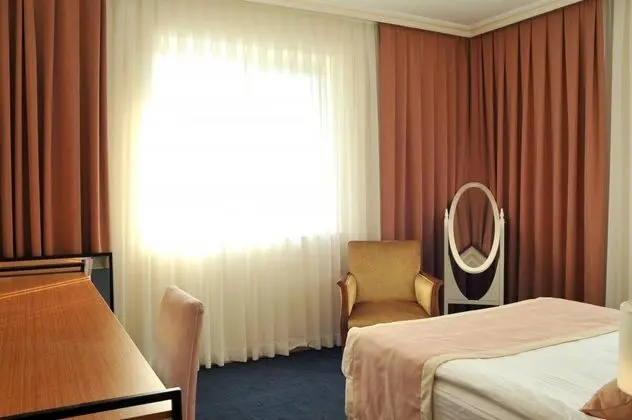 Suite, Şehir Manzaralı