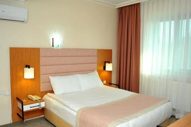 Suite, Şehir Manzaralı