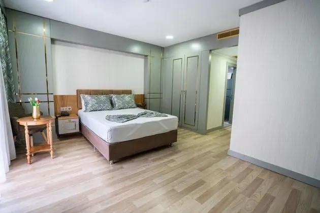 Standart Oda, Şehir Manzaralı