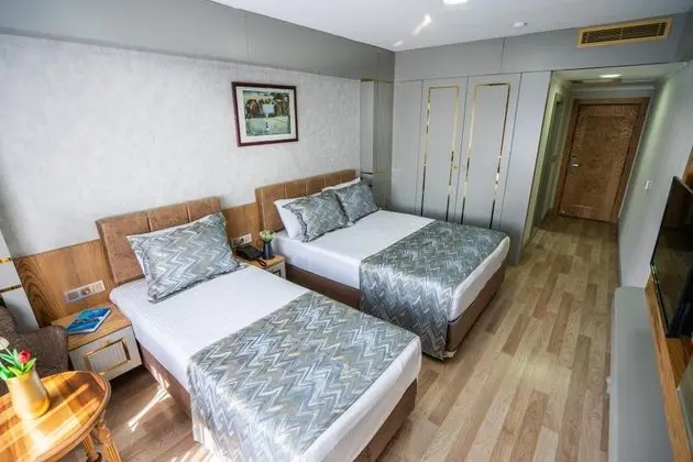 Twin, Şehir Manzaralı