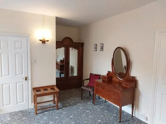 Premium Tek Büyük Yataklı Oda