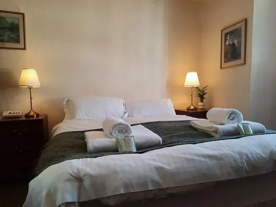 Tek Büyük Yataklı Oda