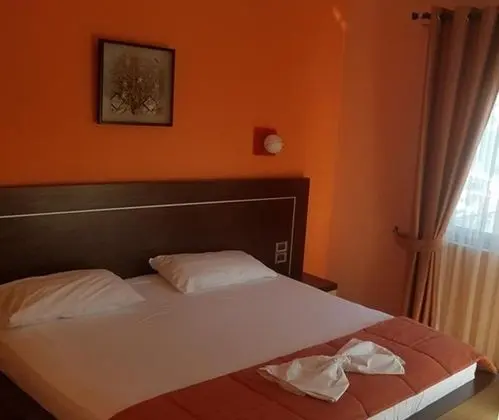 Tek Büyük Yataklı Oda, Balkon