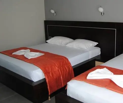 Üç Kişilik Oda, Balkon