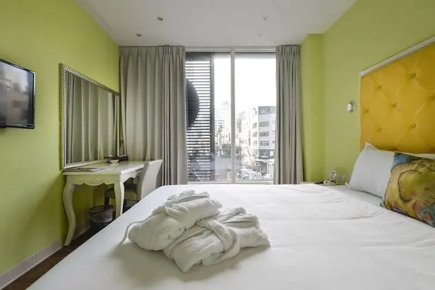 Panoramic Tek Büyük Yataklı Oda