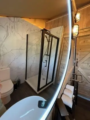 Premium Çadır, Özel Banyo, Bahçe Manzaralı